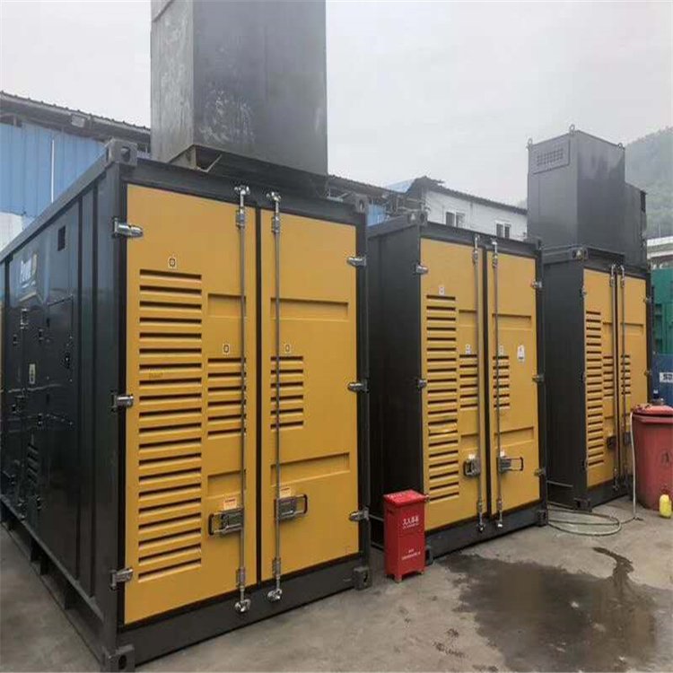 普安温度变化对不同类型欠压保护装置的可靠性影响有何差异？